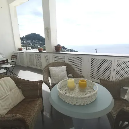 La Panoramica 55 Апартаменты Капри